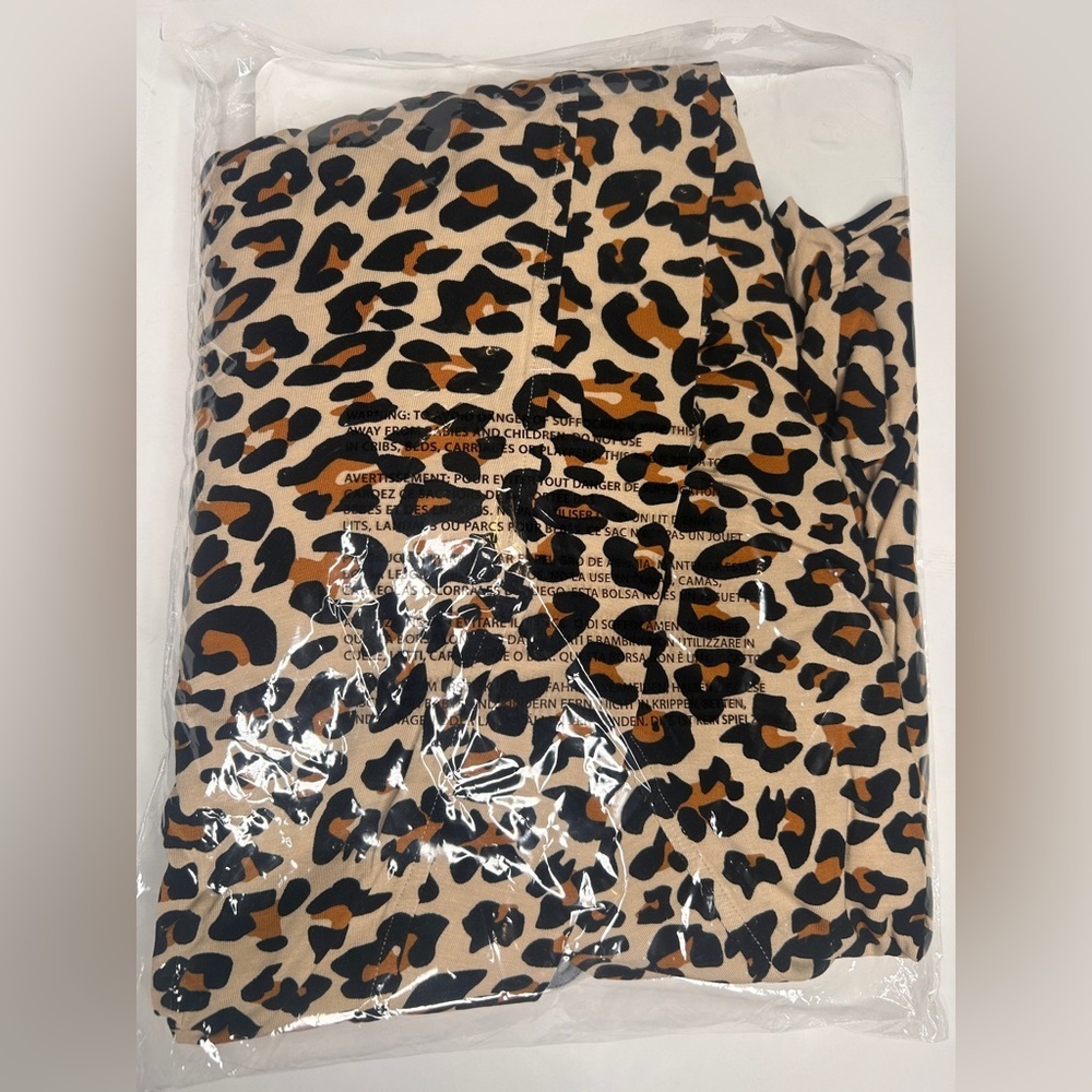 NEW Posh Peanut Women’s Lana Leopard Print Robe Size L/XL. Viscose Bamboo - Picture 12 of 15